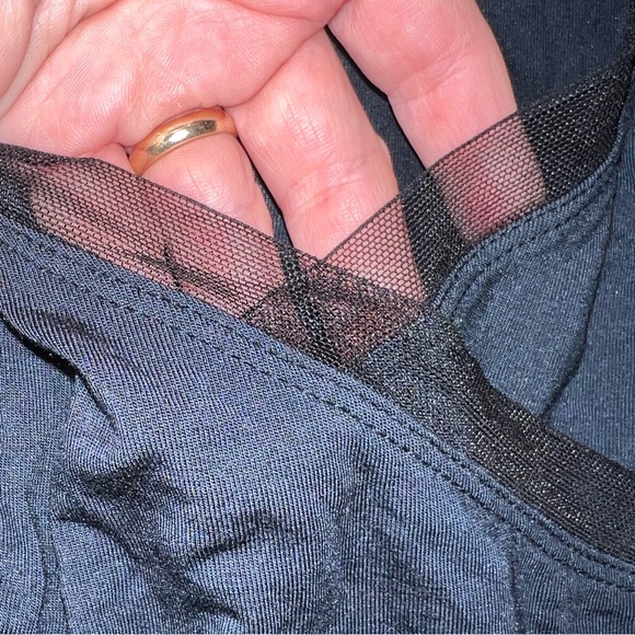 Intimately FP sz S black short sleeve V-neck wrap front thong bodysuit mesh trim - Picture 5 of 16